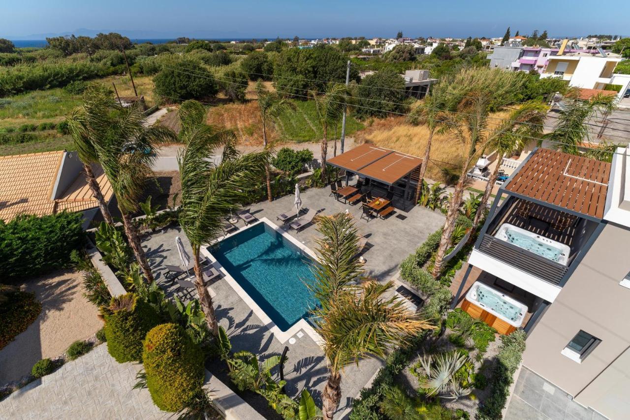 Palmeral Luxury Suites เกรมาสตี ภายนอก รูปภาพ