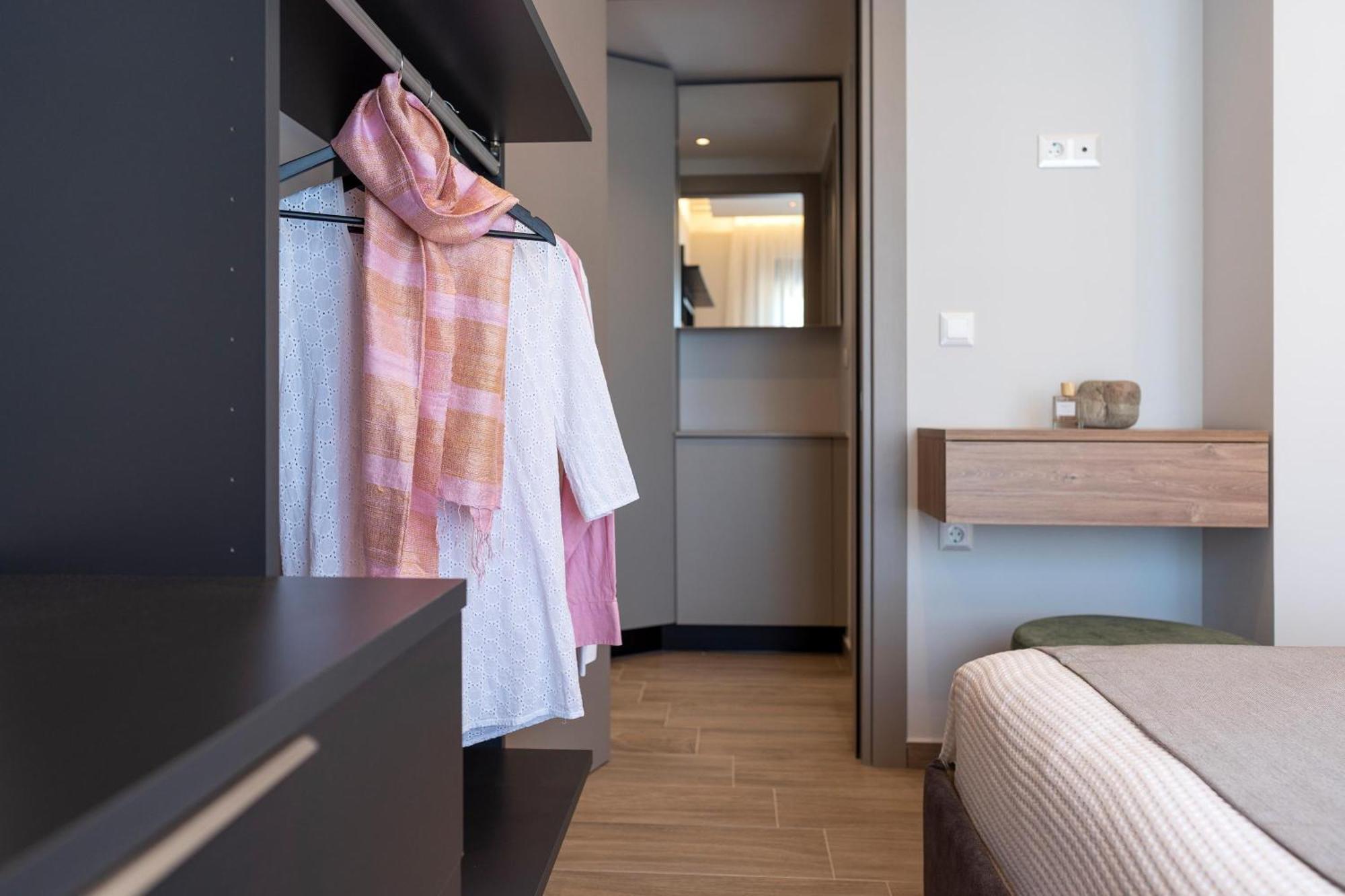 Palmeral Luxury Suites เกรมาสตี ห้อง รูปภาพ